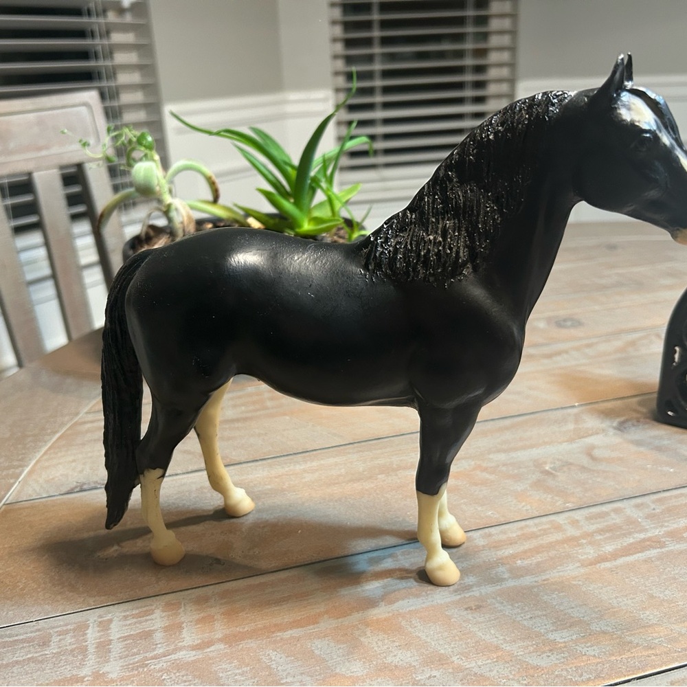 Breyer Tri-Mi Boot Scootin' Boogie model.
